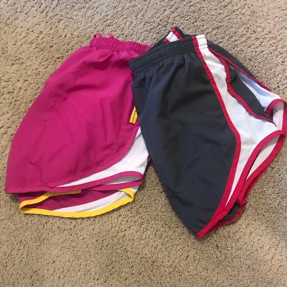 Nike Pants - Bundle of 2 Nike tempo women’s shorts Sz S